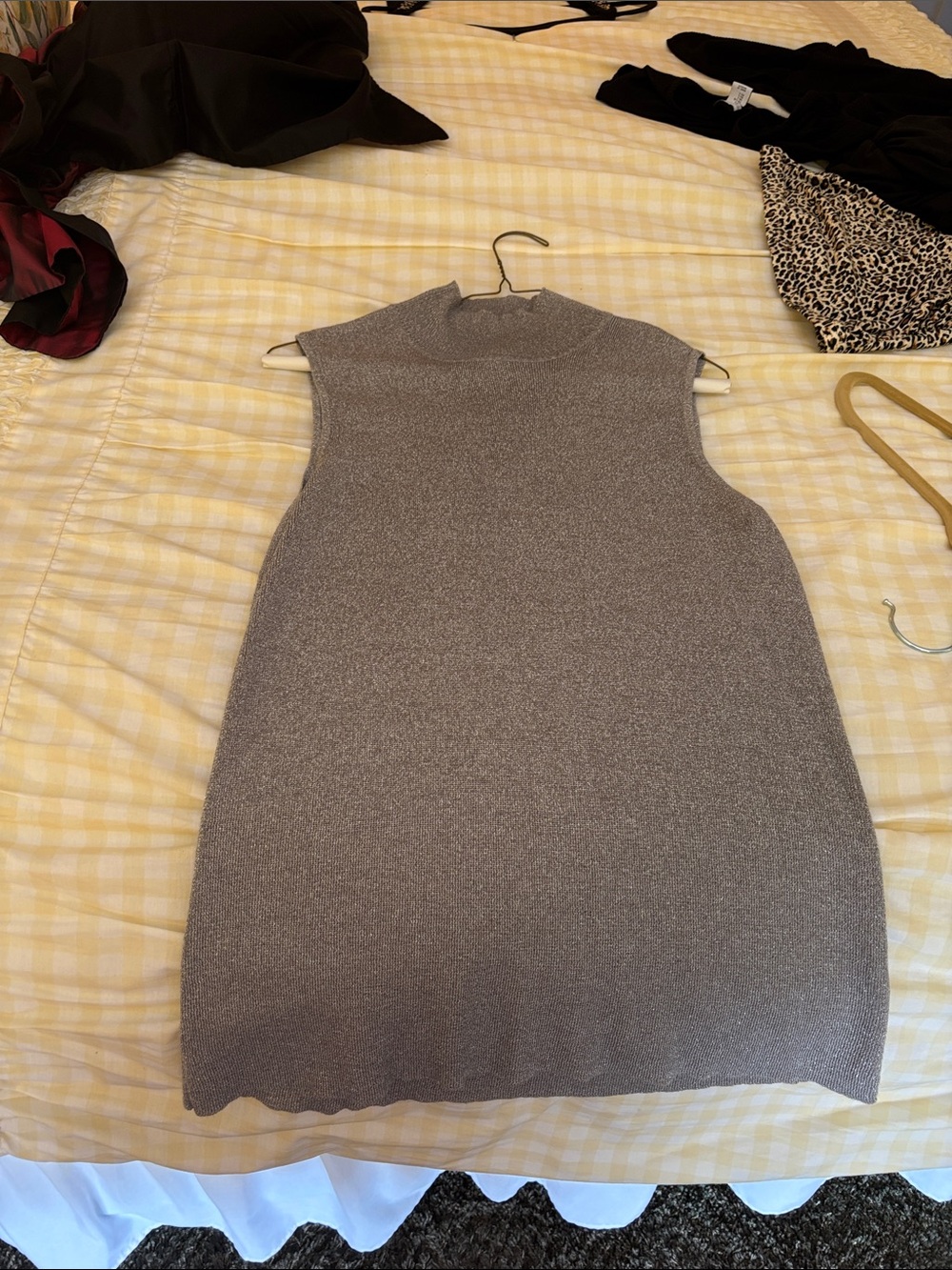Chico's Metallic Sleeveless Mock Neck Tunic in Silver
